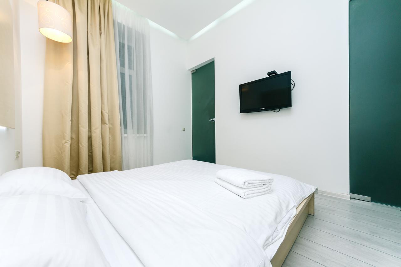 Kreschatik 21 With Terrace 2Br Kiev Esterno foto