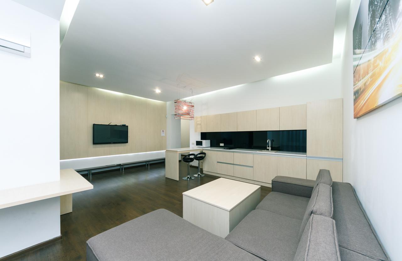Kreschatik 21 With Terrace 2Br Kiev Esterno foto